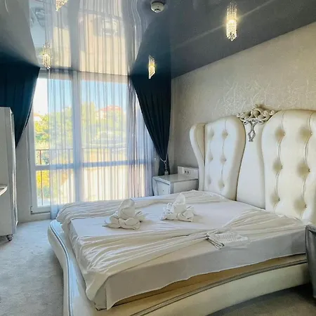 Paradadiso B 307 Two Bedroom Sea View アパート *