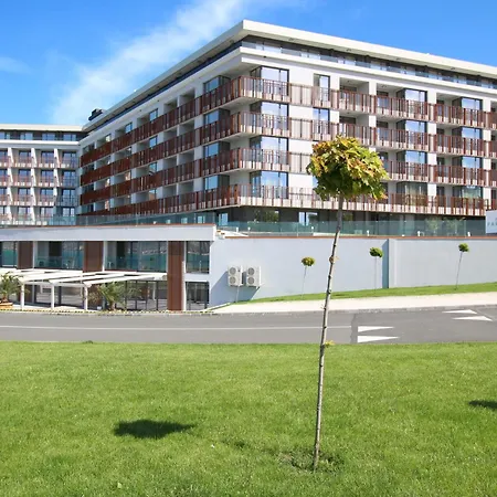 Paradadiso B 307 Two Bedroom Sea View ネセバル