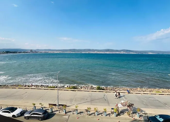 Paradadiso B 307 Two Bedroom Sea View * Nesebar