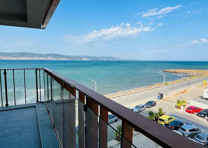 Paradadiso B 307 Two Bedroom Sea View Apartamento